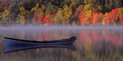 Fall Foliage in New Hampshire - Lake Winnipesaukee Loop - Photo Credit Dan Houde