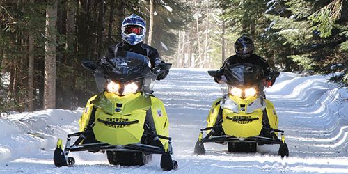 Snowmobiles - Twin Mountain-Bretton Woods Chamber - New Hampshire