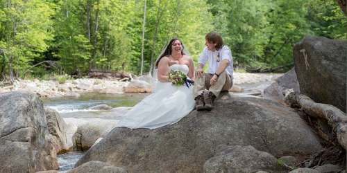 Wedding Couple New - Woodstock Inn Brewery - North Woodstock, NH